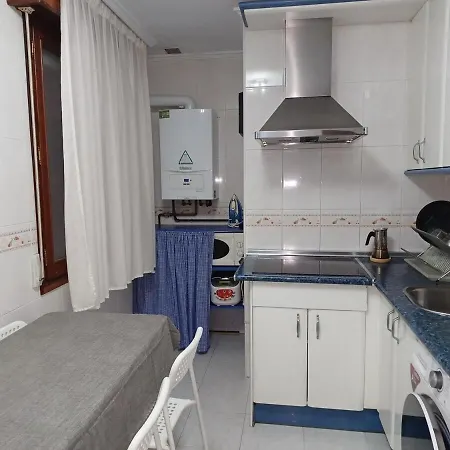 Completo A 7 Minutos De La Playa Con Parking