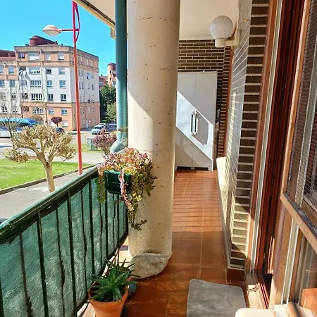 Completo A 7 Minutos De La Playa Con Parking