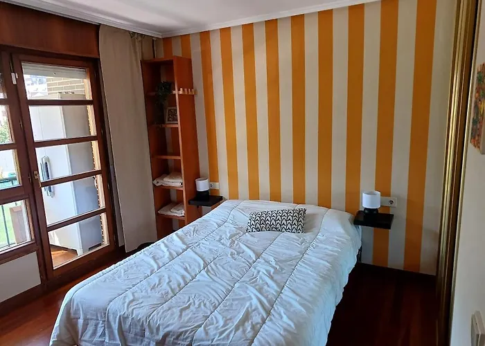 Completo A 7 Minutos De La Playa Con Parking * Castro Urdiales